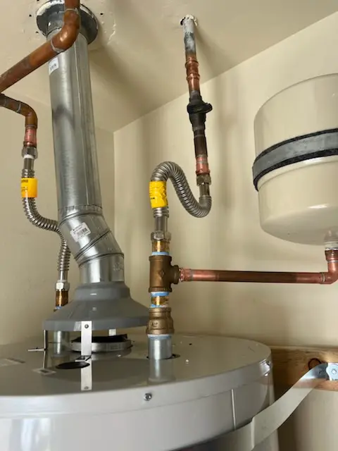 Water heater installation and plumbing repair in Harris Prospect Park
